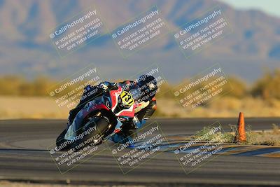 media/Jan-21-2023-CVMA (Sat) [[b9eef8ba1f]]/Race 12 Amateur Supersport Open/